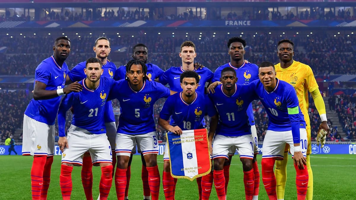 Hacer clic para ampliar: Francia foto de equipo para Francia